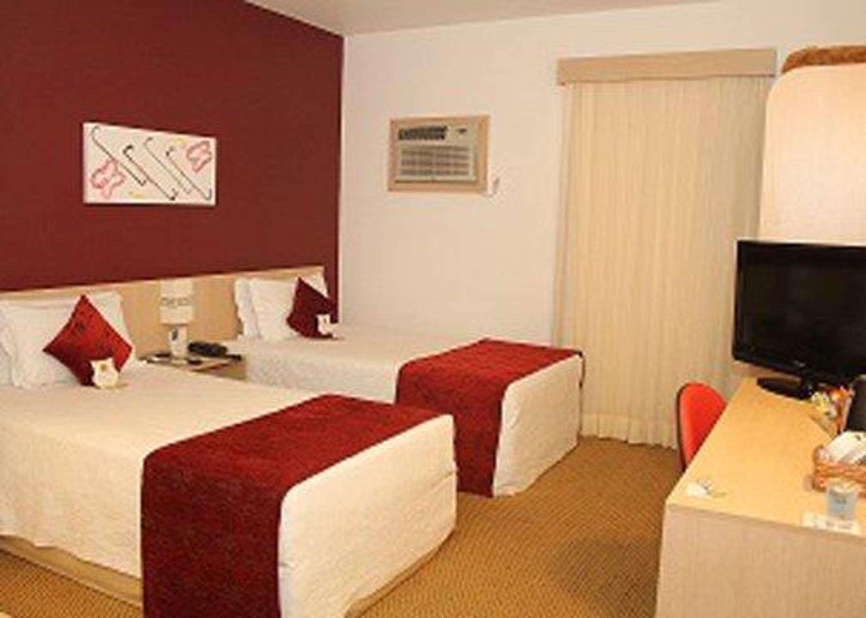 Comfort Hotel Joinville Exterior foto