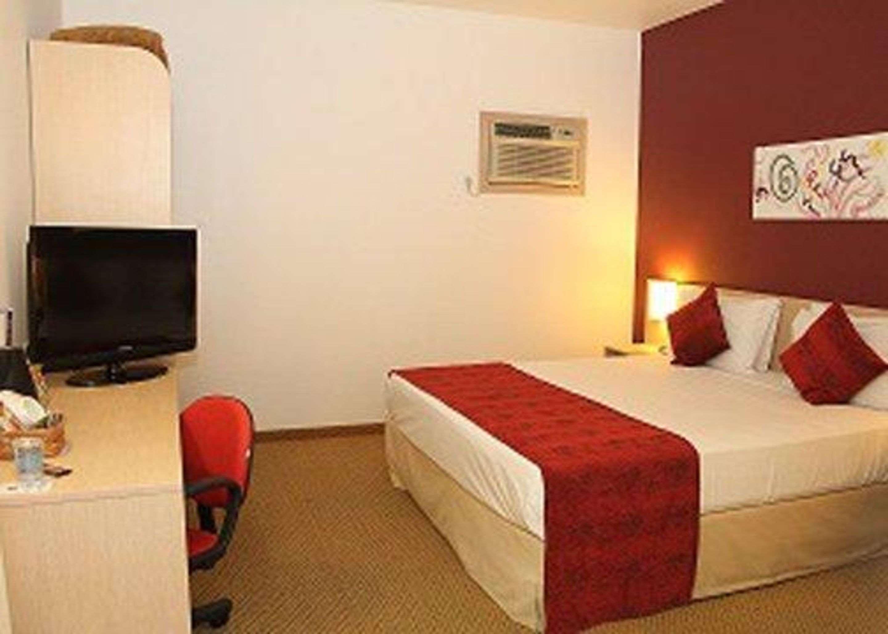 Comfort Hotel Joinville Exterior foto