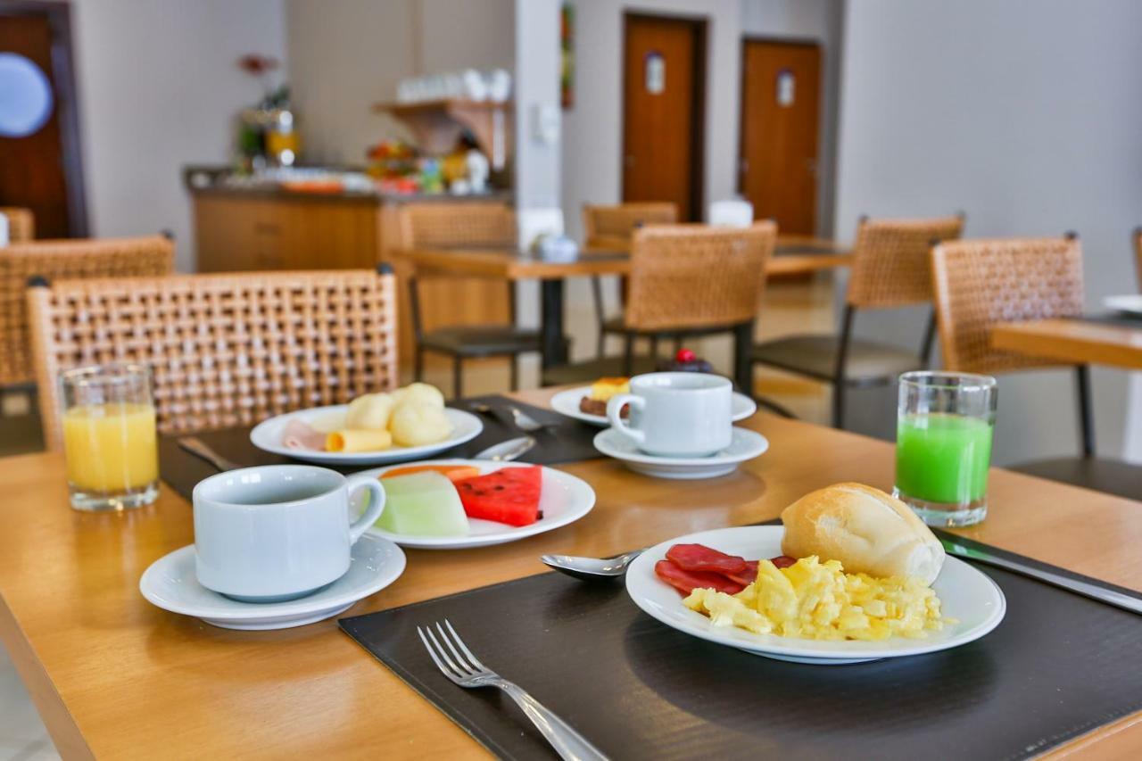 Comfort Hotel Joinville Exterior foto